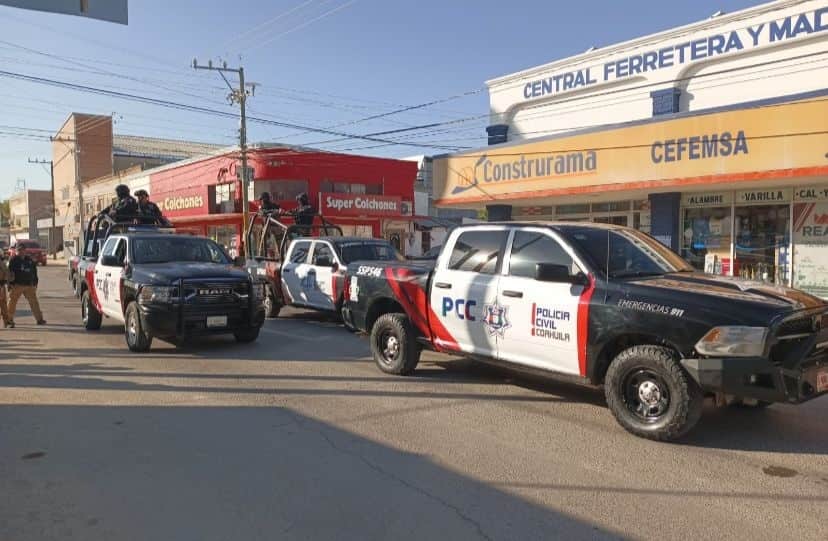 Policía Civil Coahuila participa en el desfile cívico del municipio de Jimenez y Acuña.