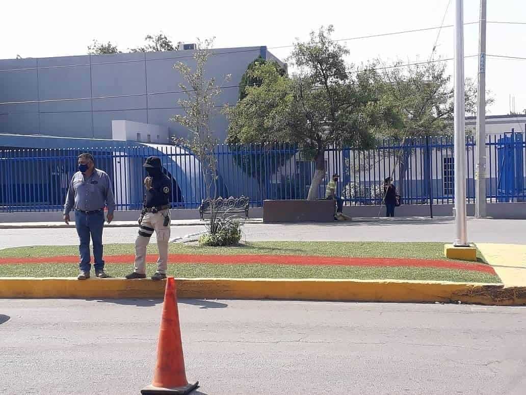 Realizan operativo de placas vencidas