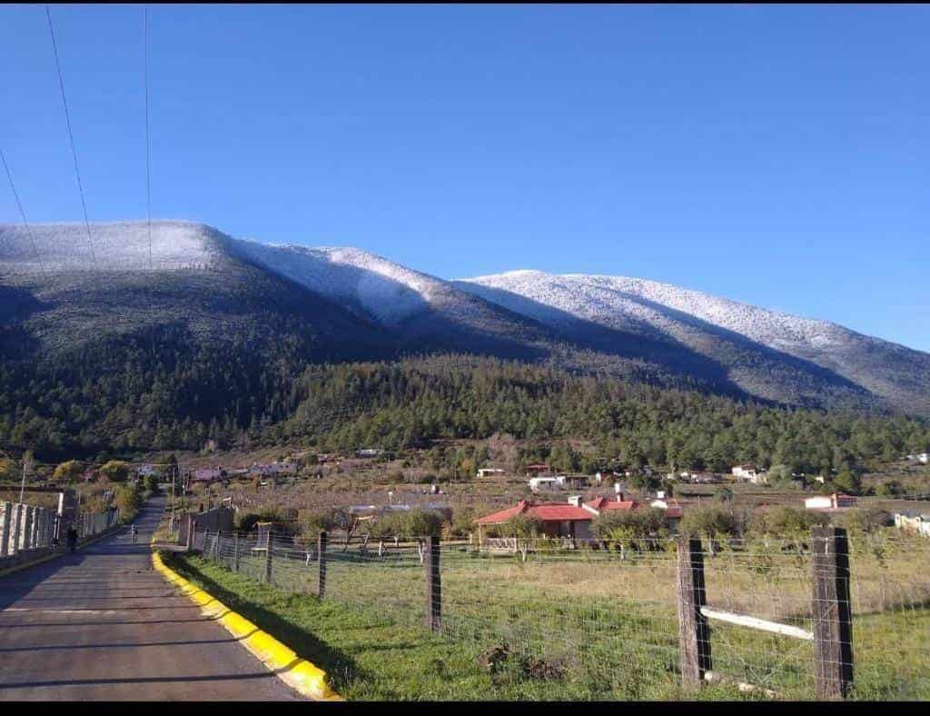 Arteaga se cubre de blanco y deja hermosas postales
