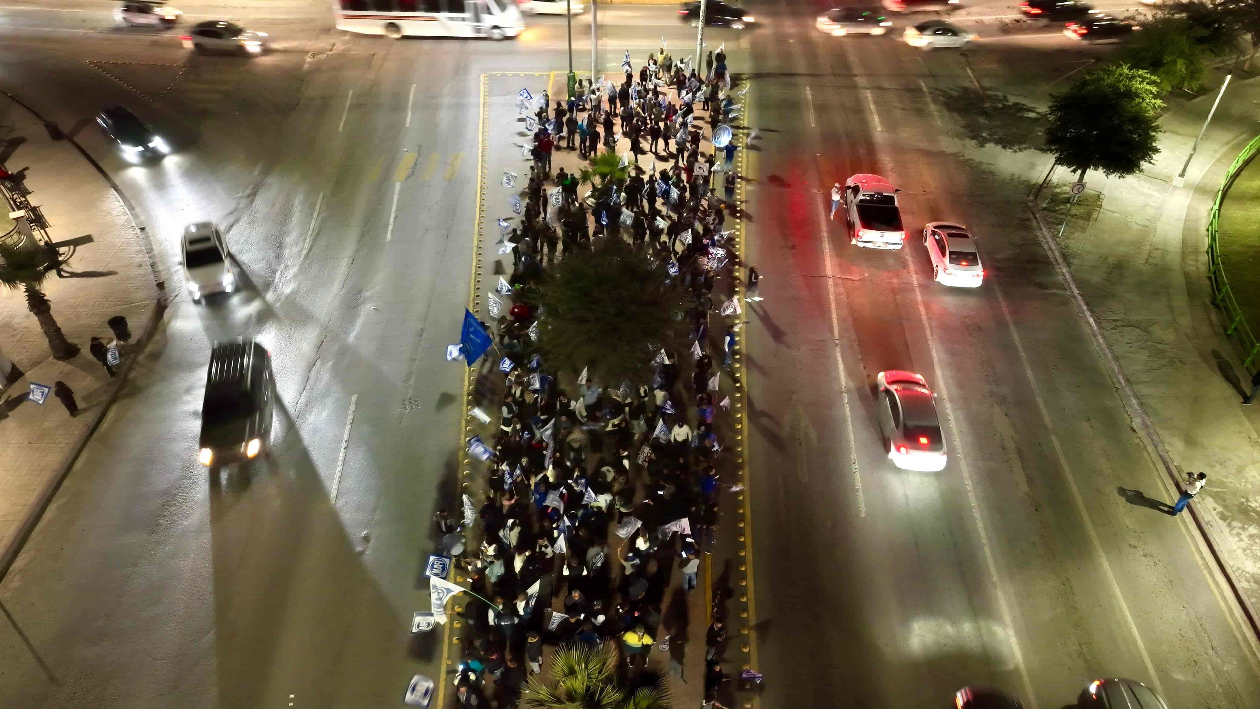 Multitud panista llena de entusiasmo las calles de Monclova en apoyo a Xóchitl Gálvez