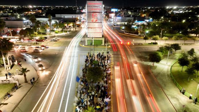 Multitud panista llena de entusiasmo las calles de Monclova en apoyo a Xóchitl Gálvez