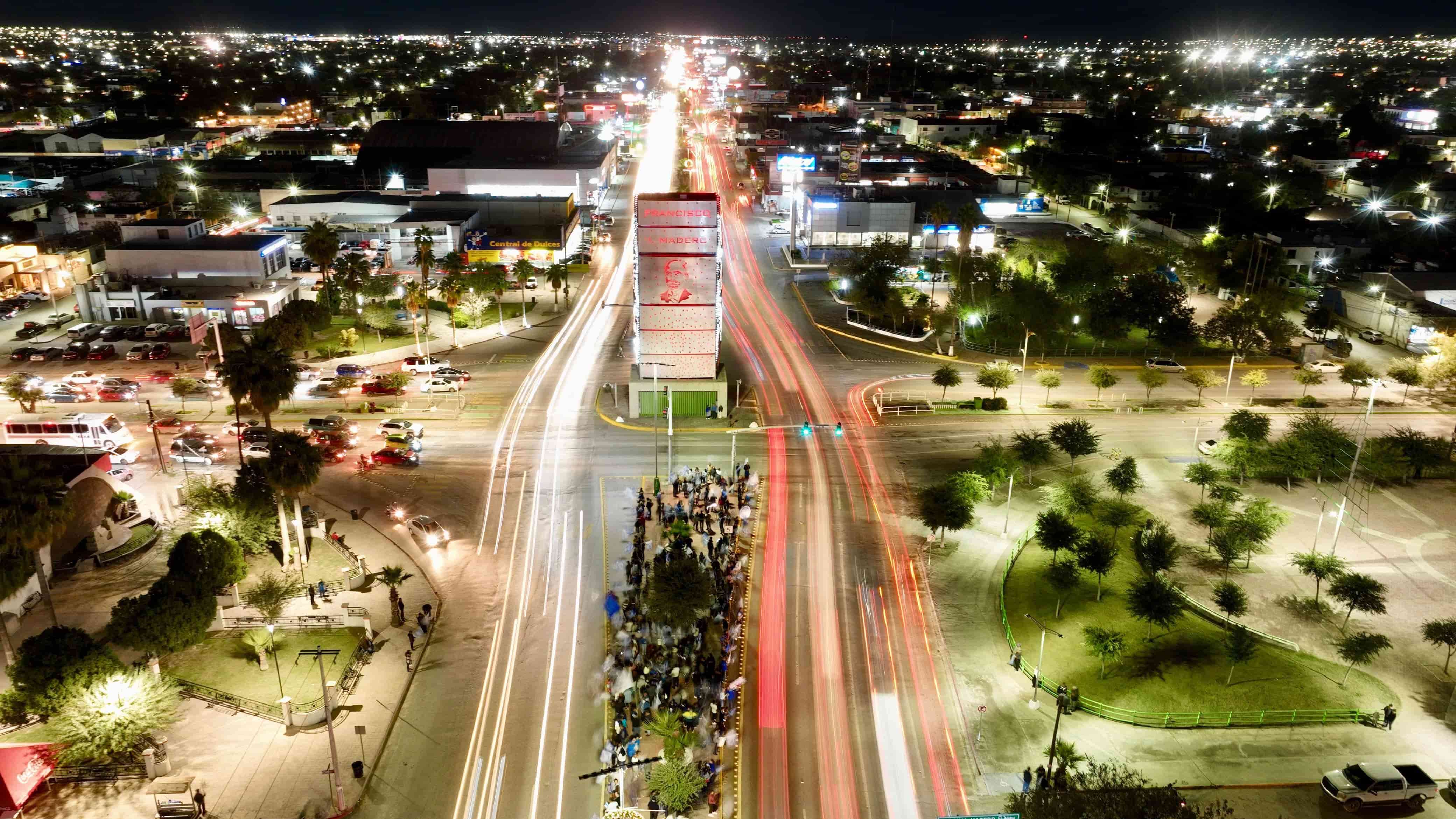 Multitud panista llena de entusiasmo las calles de Monclova en apoyo a Xóchitl Gálvez