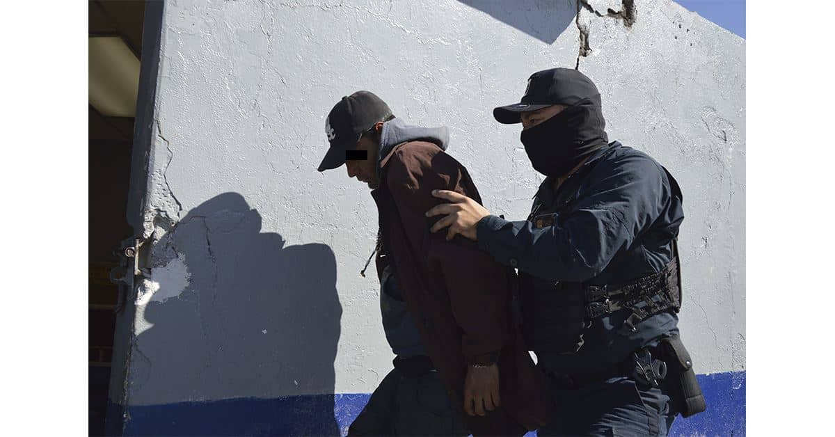Se drogaba en la avenida Industrial