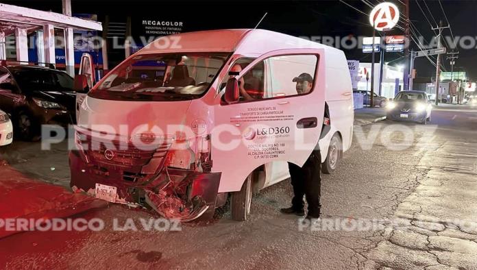 Lesiona a madre e hija en choque en el Pape