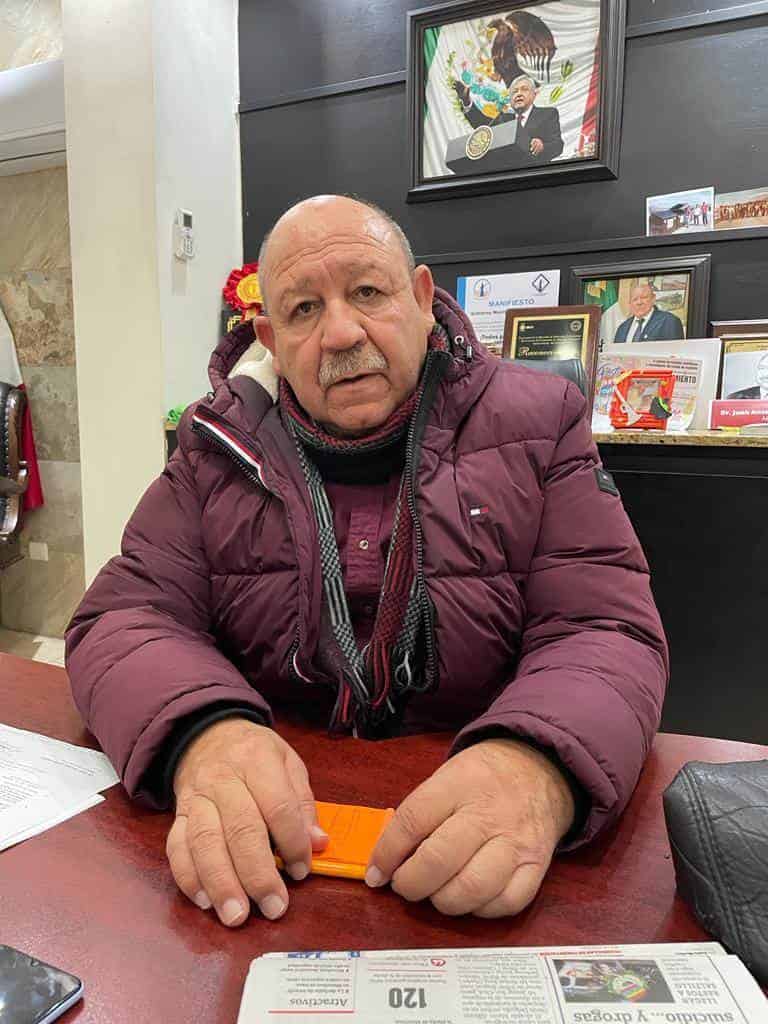 Supervisa Juan Antonio avance de unidad médica