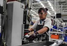 Dominan mujeres en el área laboral