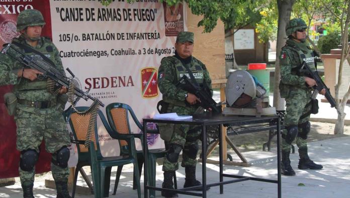 Se reúne Alcalde con Coronel de Infantería
