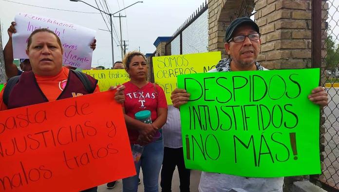 Abandonó líder sindical a trabajadores de CFO