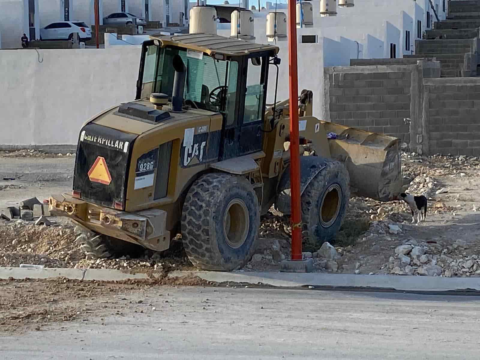 Hombre MURIÓ APLASTADO por una RETRO EXCAVADORA
