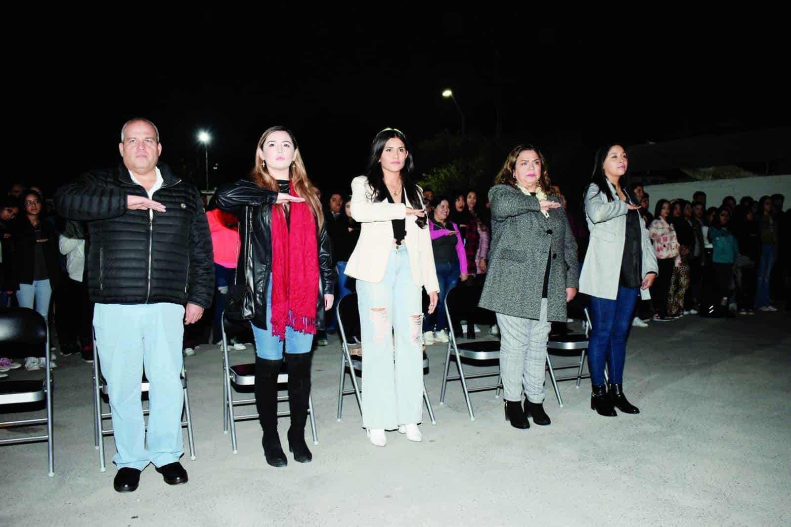 Universidad Vizcaya de las Américas: Develan Águila Institucional y placa conmemorativa
