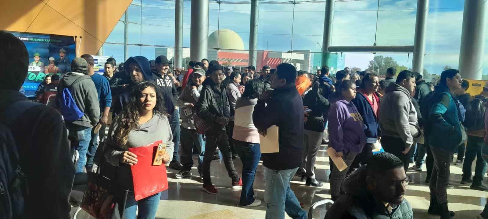 Ofertó 500 vacantes