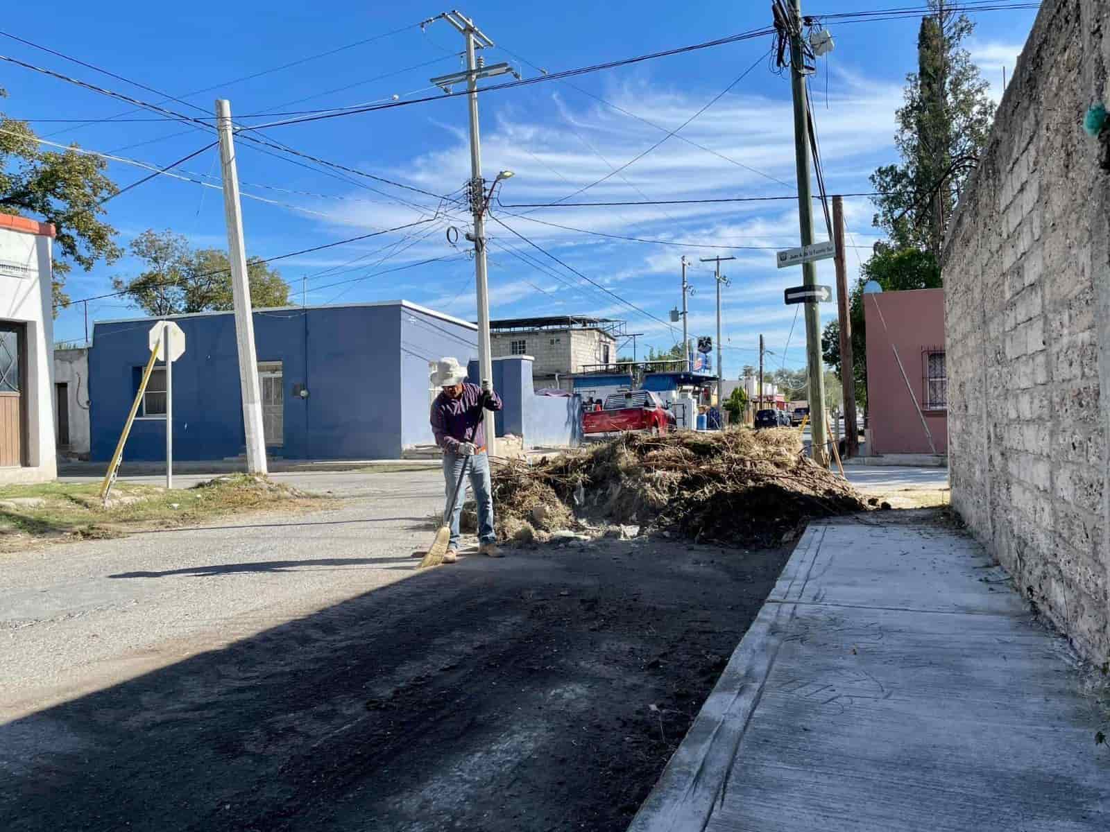 ¡A LIMPIAR! Inician actividades de recolección de hojas de árboles y maleza en Allende