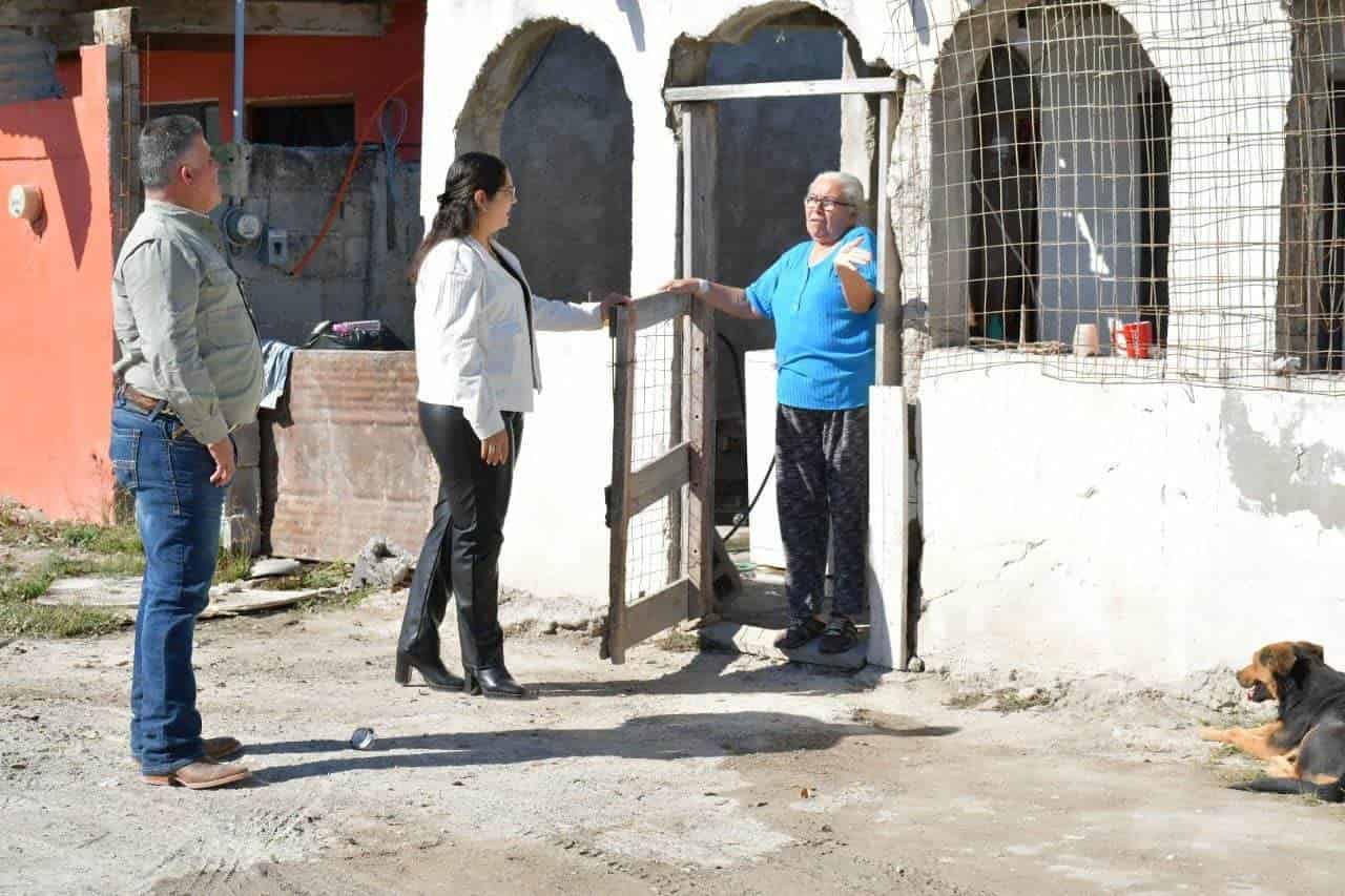 ¡ATENTIENDO PETICIONES! Limpieza y encachilado para la calle Lázaro Cárdenas de Nava
