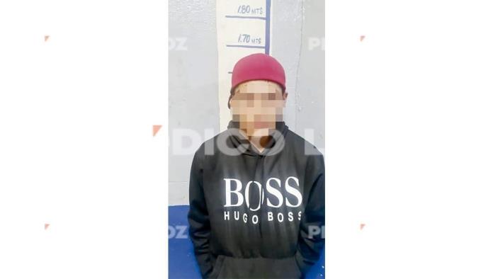 Intenta adolescente tirarse de  puente al pelear con sus padres 