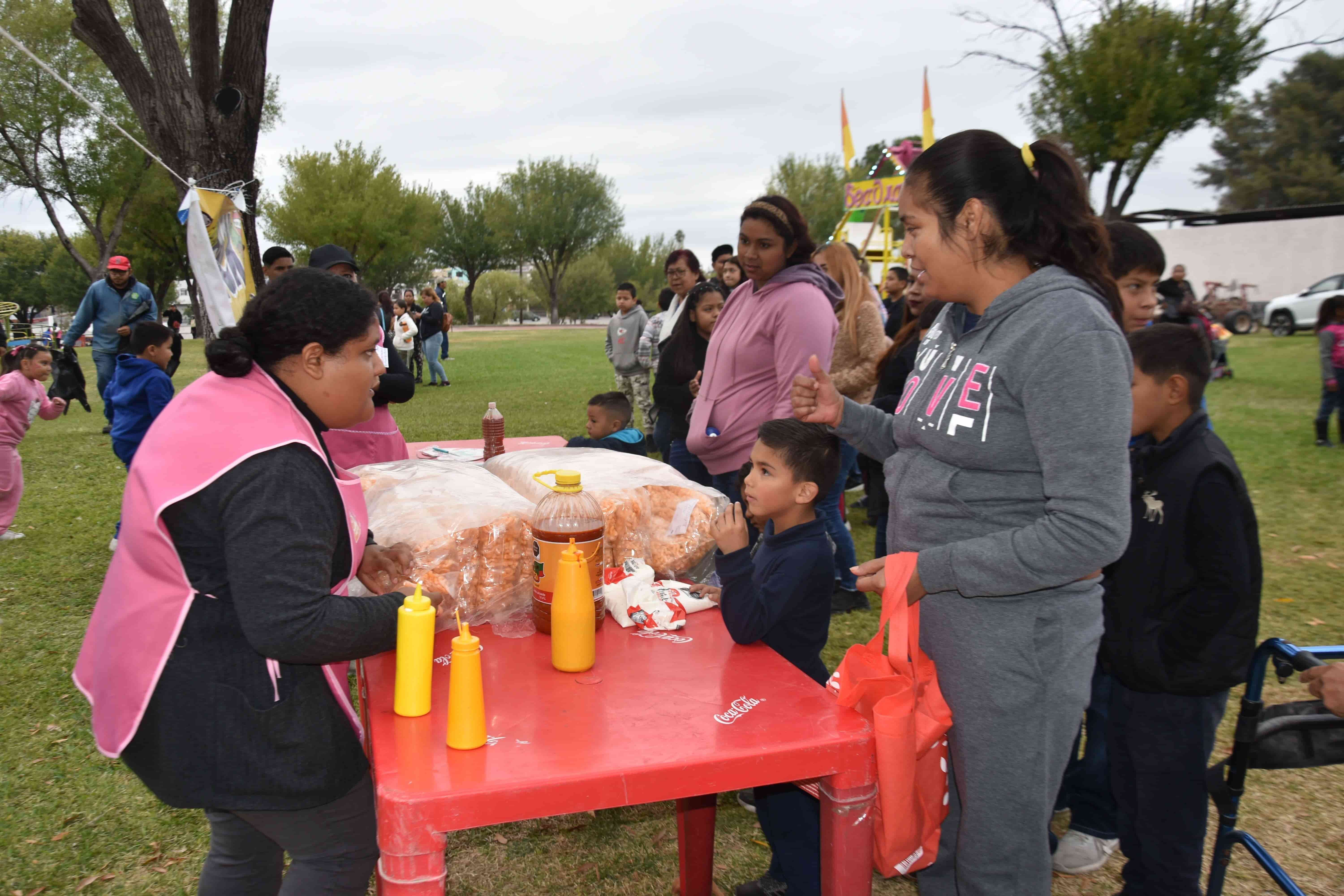 Realiza Cáritas posada Navideña