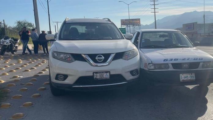 Se le mete taxi a camioneta