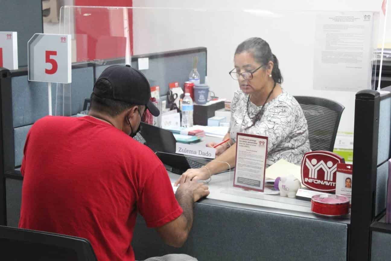Orienta Infonavit a obreros de AHMSA Orienta Infonavit a obreros de AHMSA
