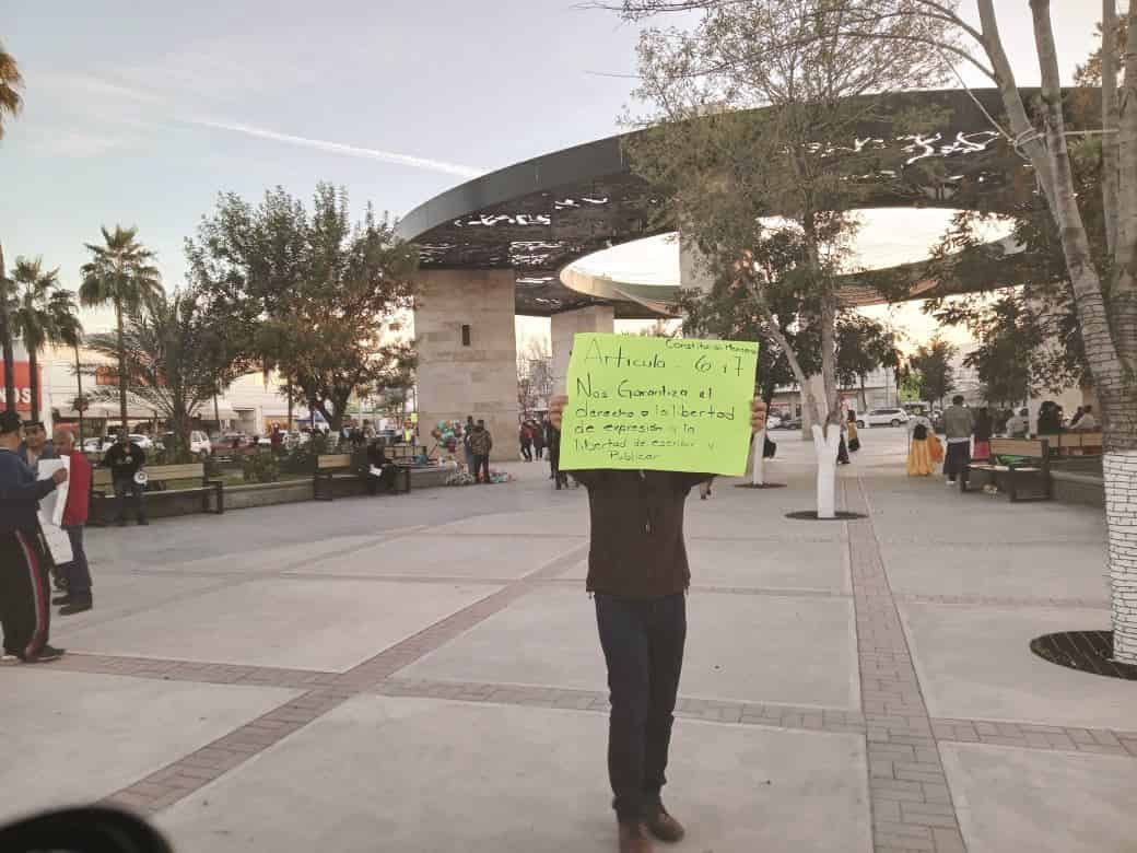Protestan obreros de Altos Hornos Protestan obreros de Altos Hornos