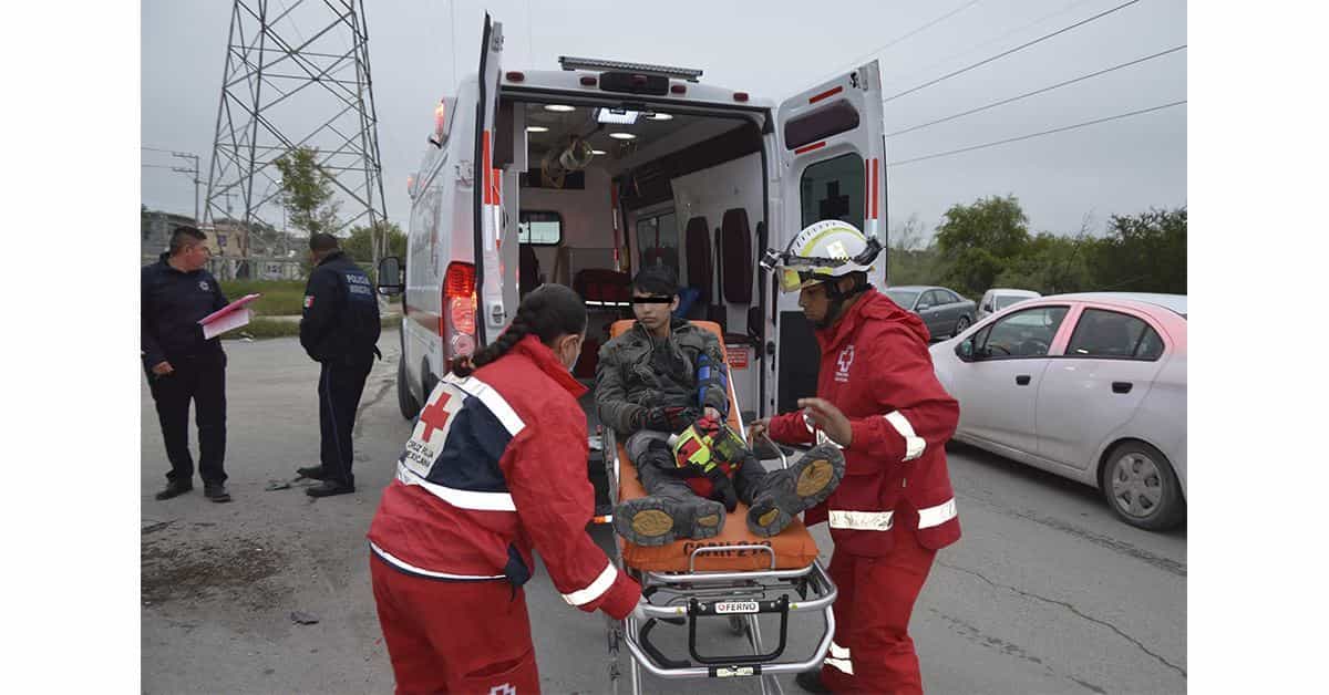 Se lleva de ‘corbata’ camión de la Obrera