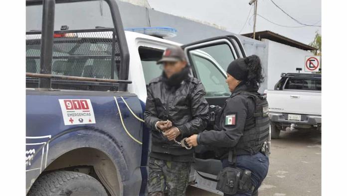 Dejan casa sin guardián y les roba menor patín