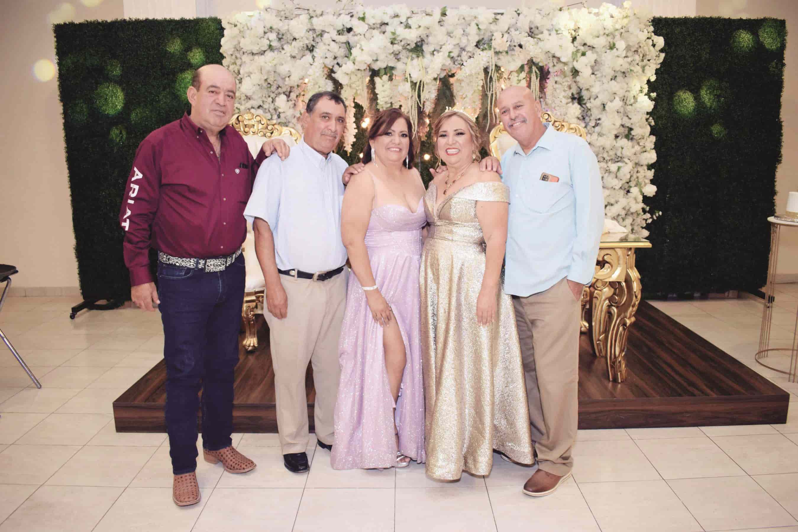 Le festejan cumpleaños
