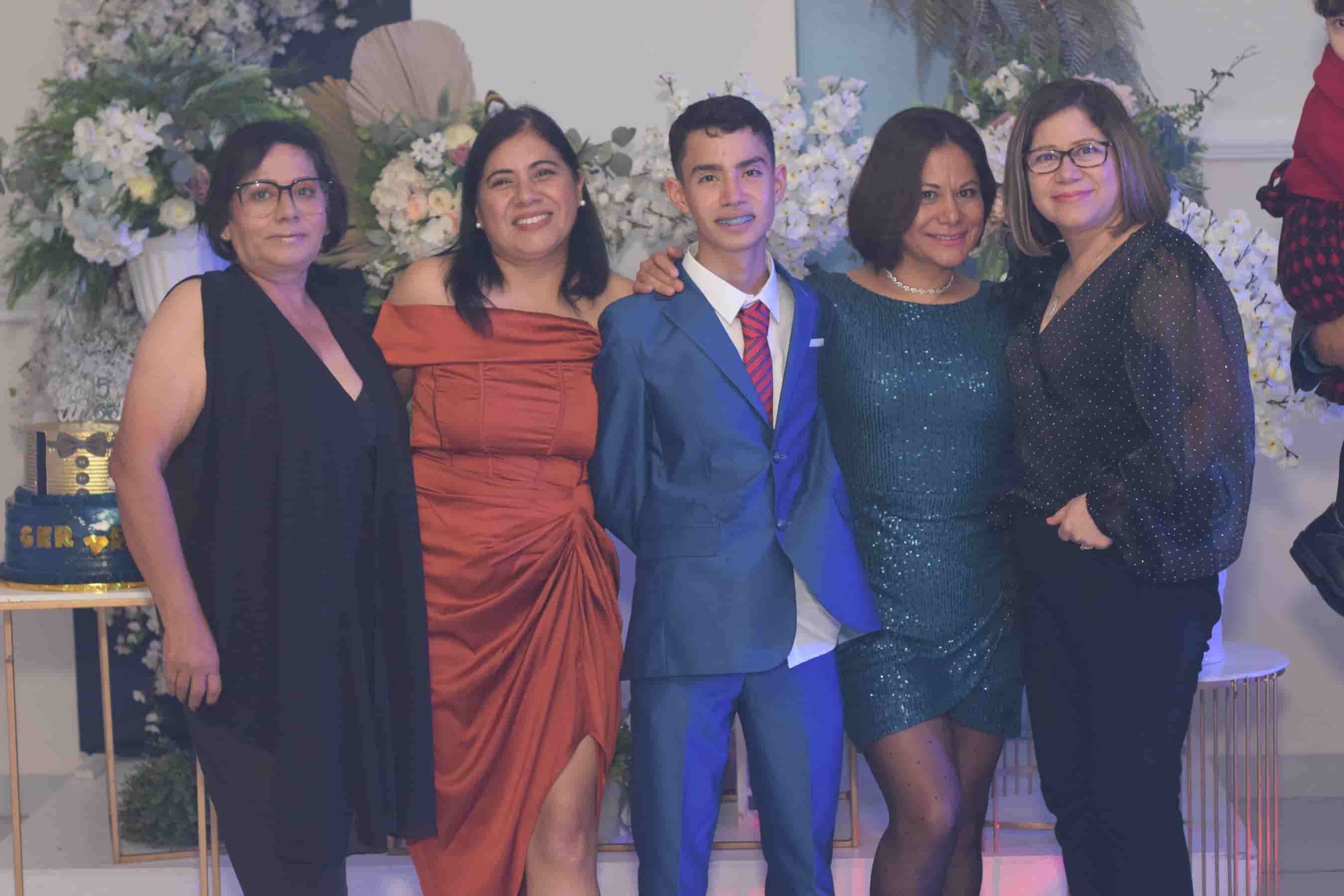 En su celebración de 15 años
