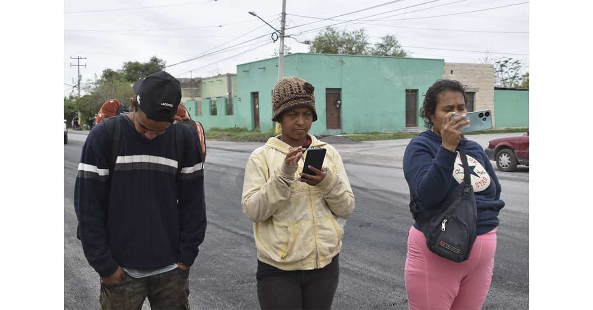 Tienen miedo migrantes a los policías mexicanos