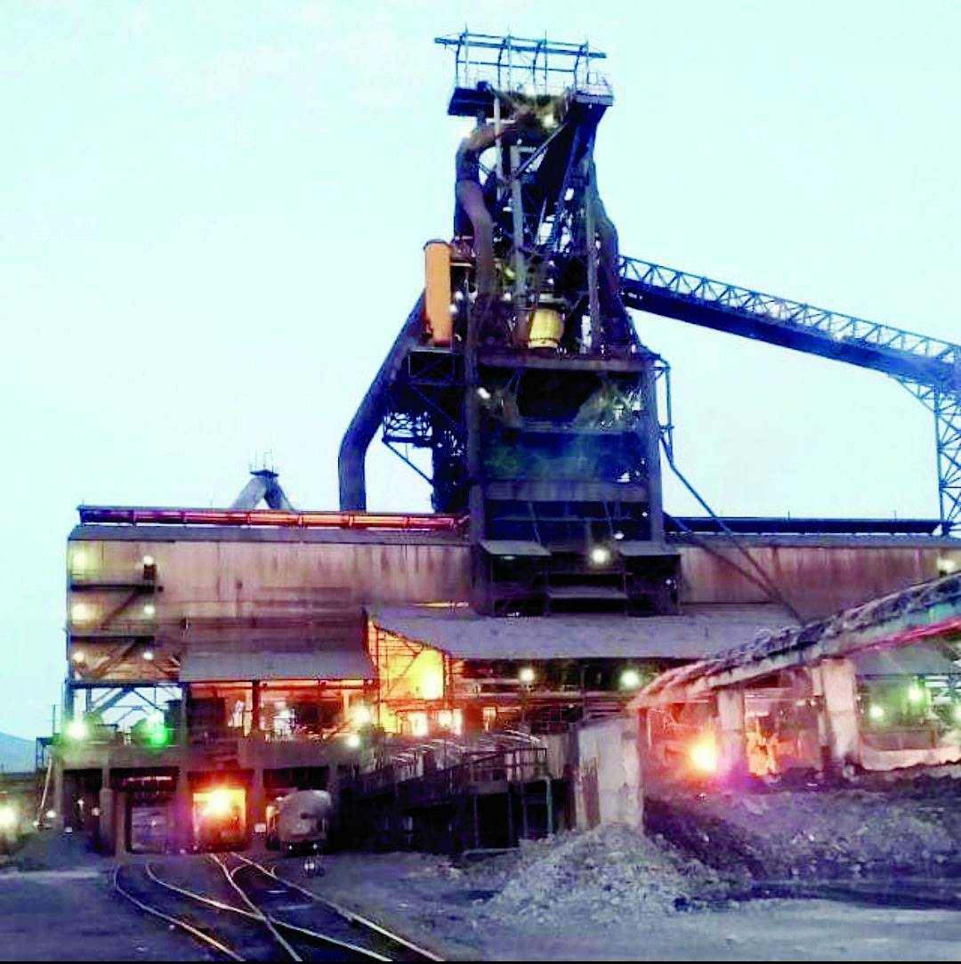 Listos trabajadores para iniciar labores Listos trabajadores para iniciar labores