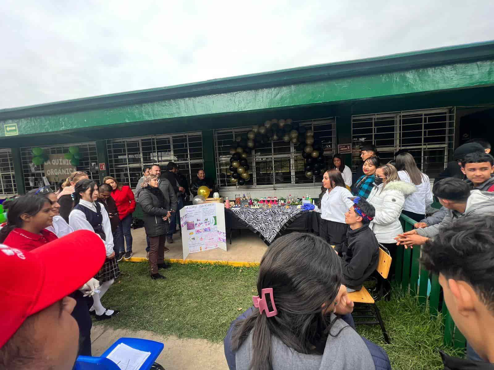 Tiene Conalep su Feria de la Ciencia Tiene Conalep su Feria de la Ciencia