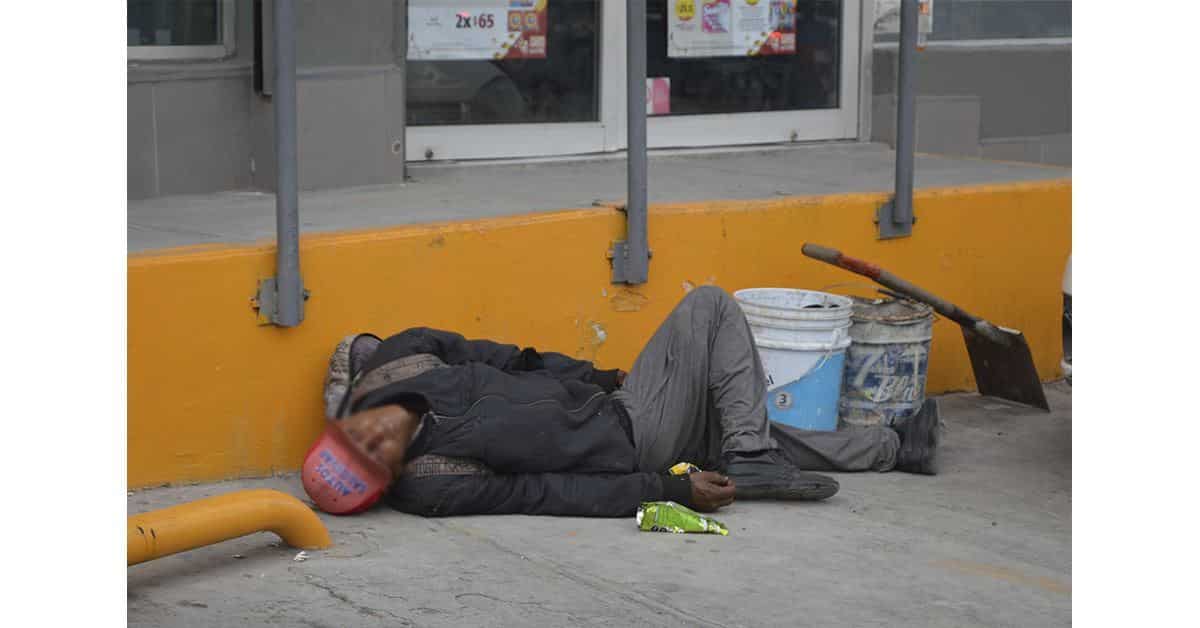 No estaba muerto… No estaba muerto…