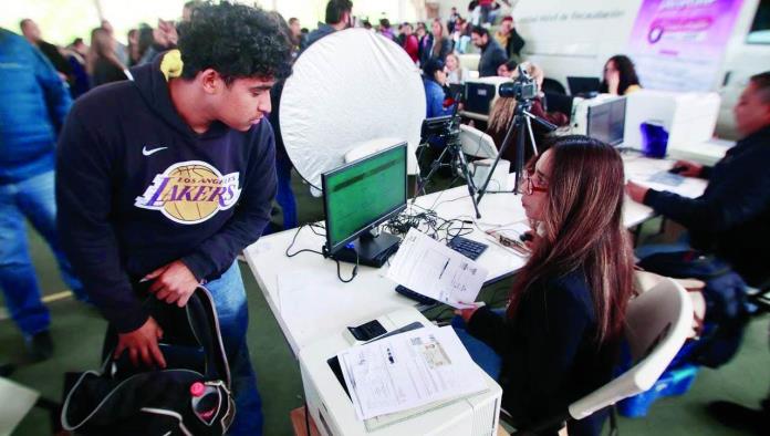 Llevan beneficios a Universitarios