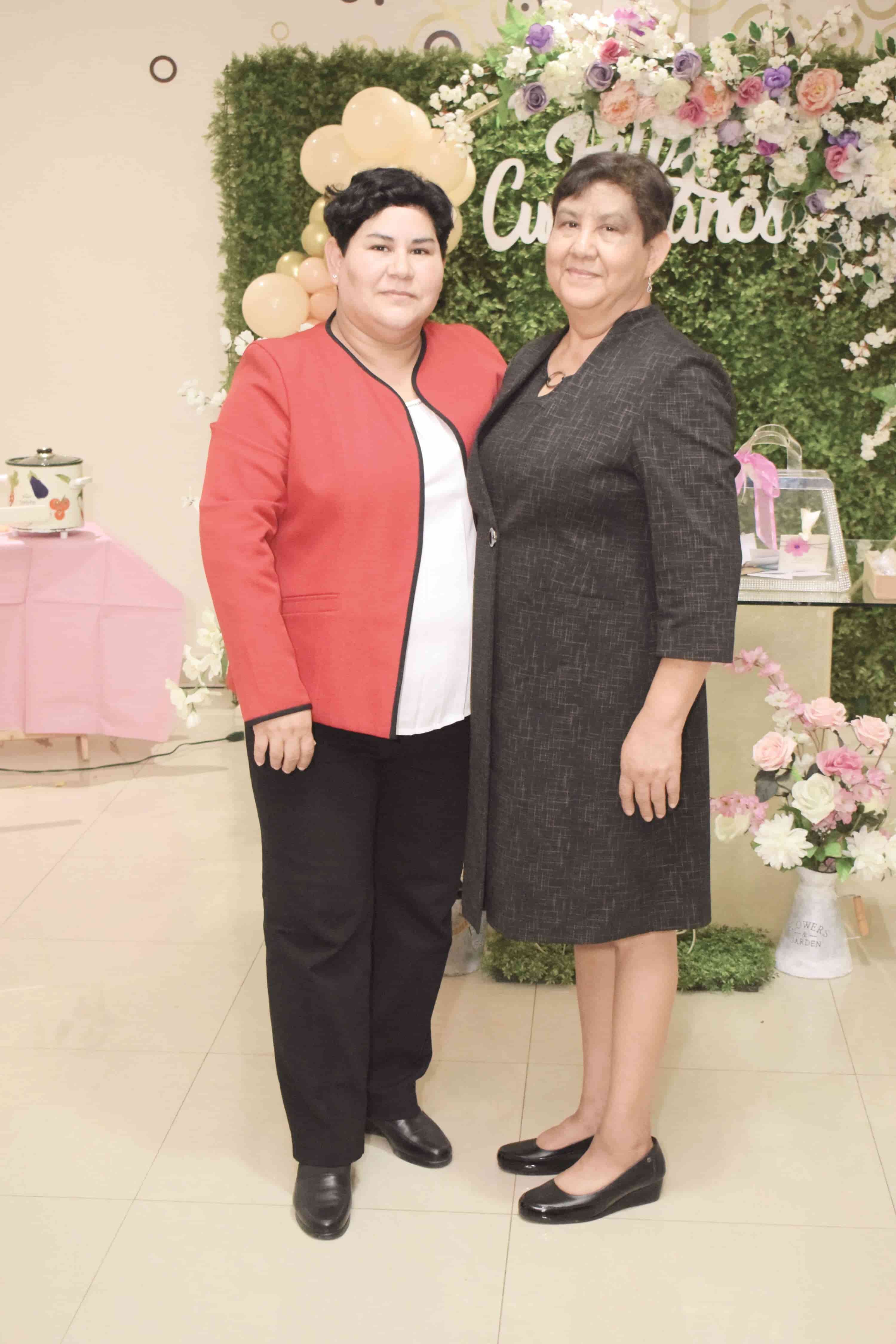 Celebran su cumpleaños