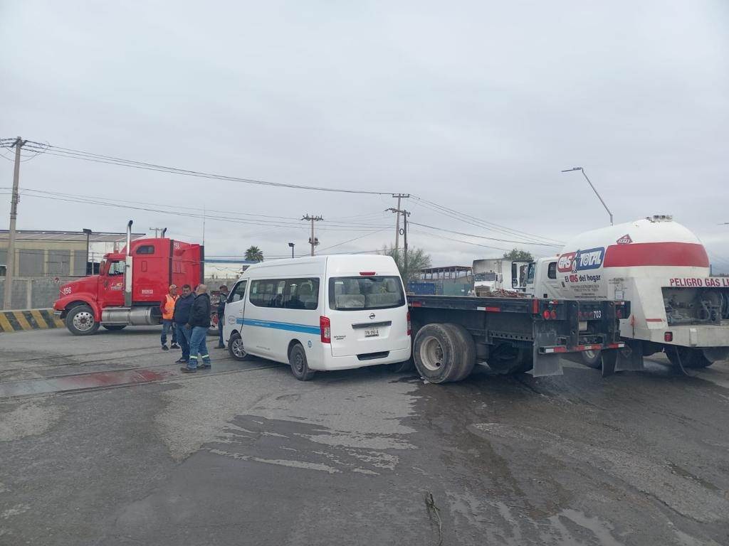 Se cae de la moto por salvar un perro