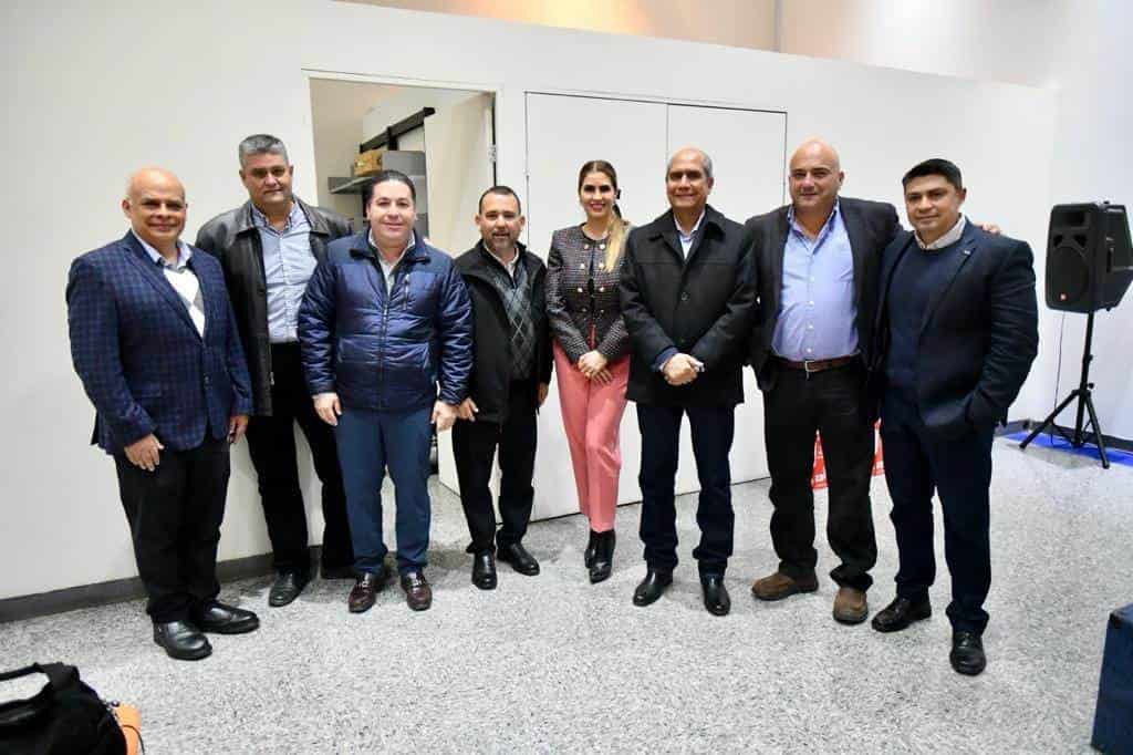 Reconocen trayectoria de Don Raúl R. González