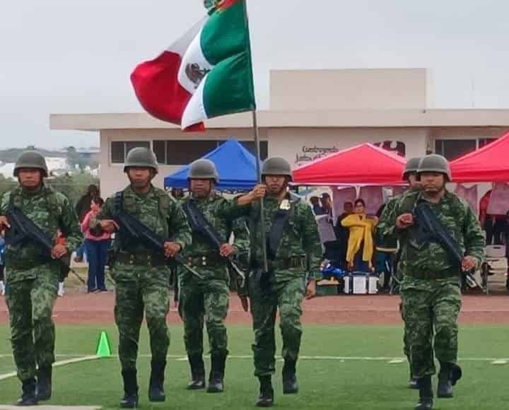 Cierra con éxito futbol americano