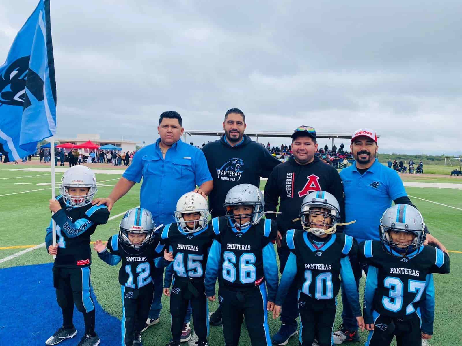Cierra con éxito futbol americano