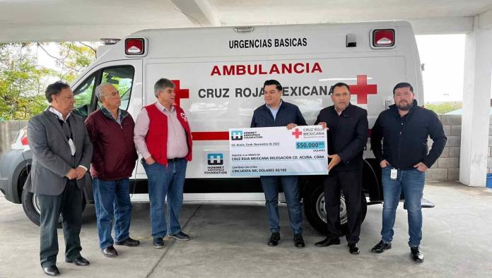 ¡Excelente donación! Cruz Roja recibe nueva ambulancia