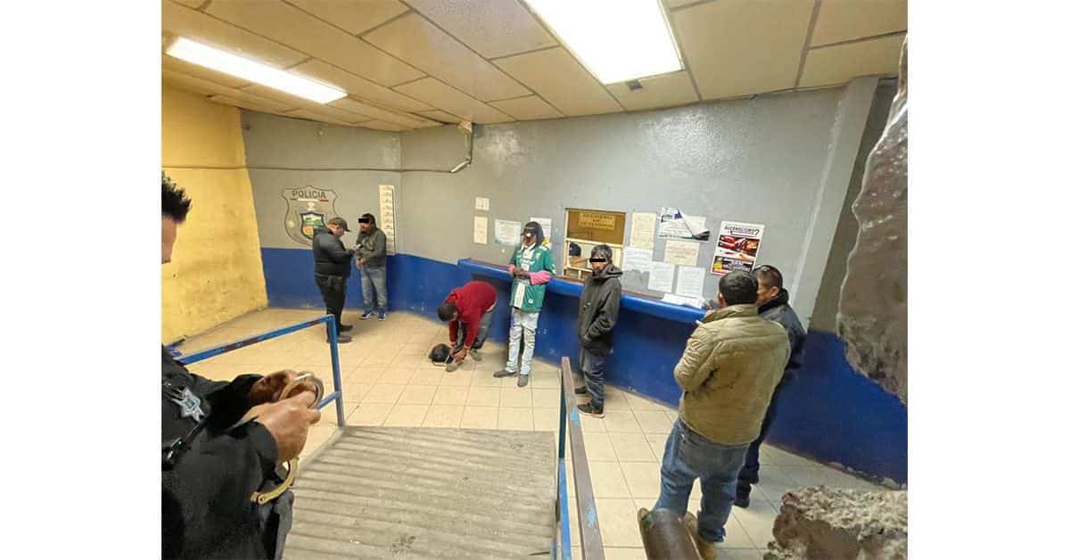 Detienen a 5 en operativo Detienen a 5 en operativo