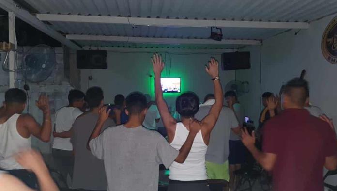 Roba 3 veces la misma casa