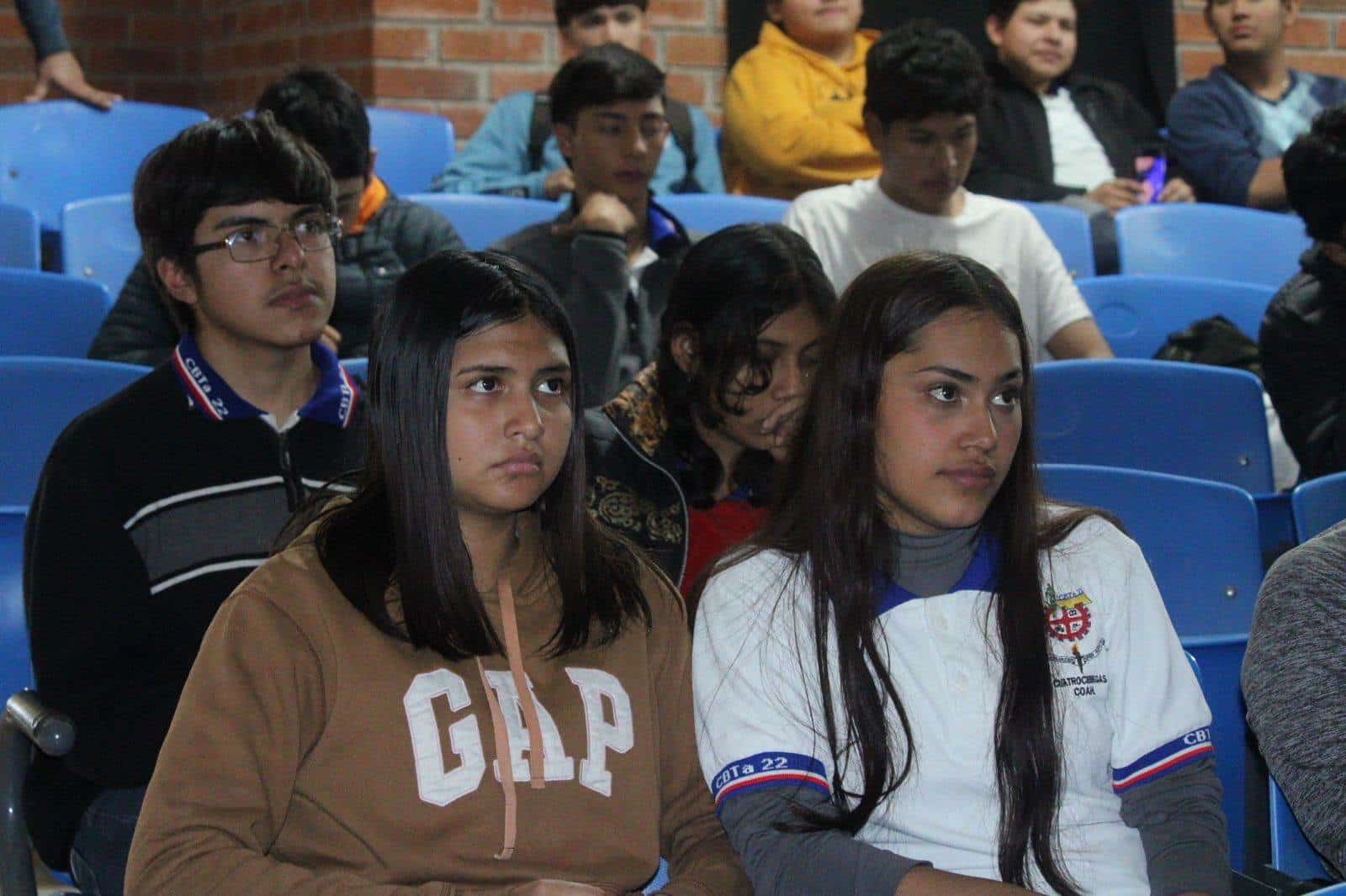 Concientizan a estudiantes por la No Violencia