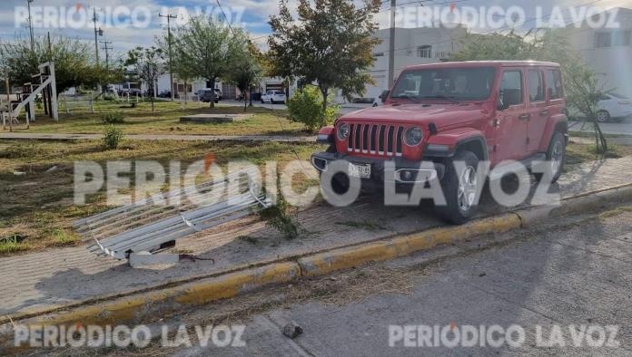 Se trepa a placita con todo y ‘Jeepeta’