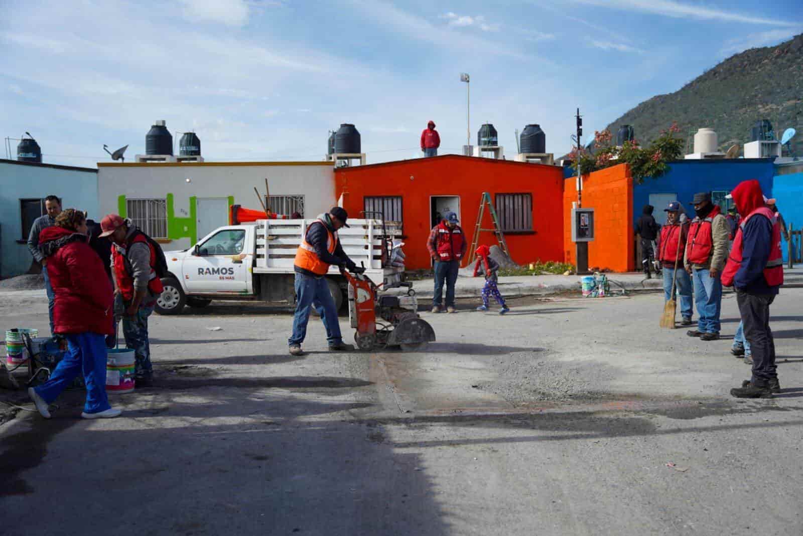 “Enchulan” las casas de 40 familias con programa municipal 