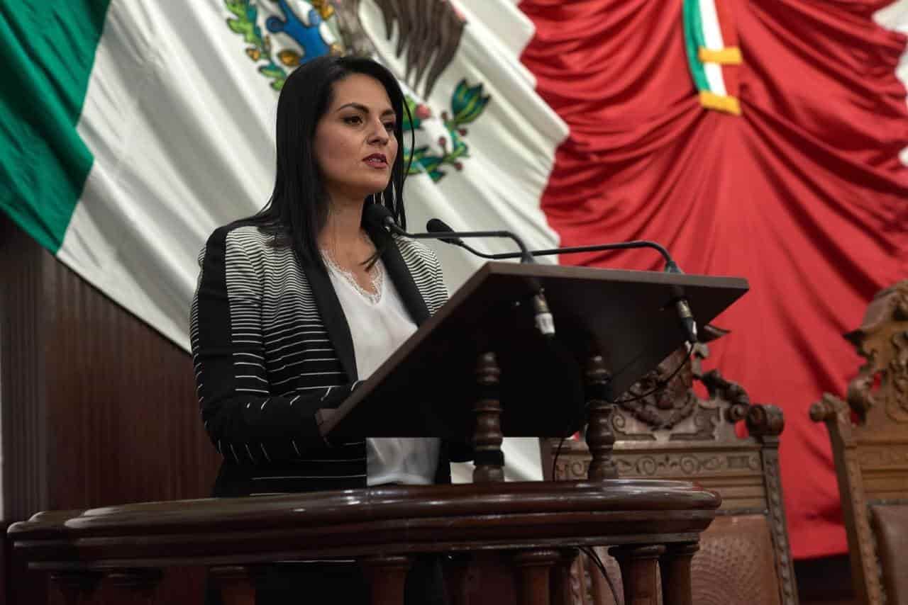 Mujeres, familia y gestoría son banderas de Luz Elena Morales 