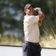 Tiger Woods luce fuera de ritmo en su regreso al golf