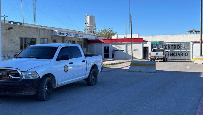 AL CERESO presuntos asesinos de sujeto en sector Aeropuerto de Nava