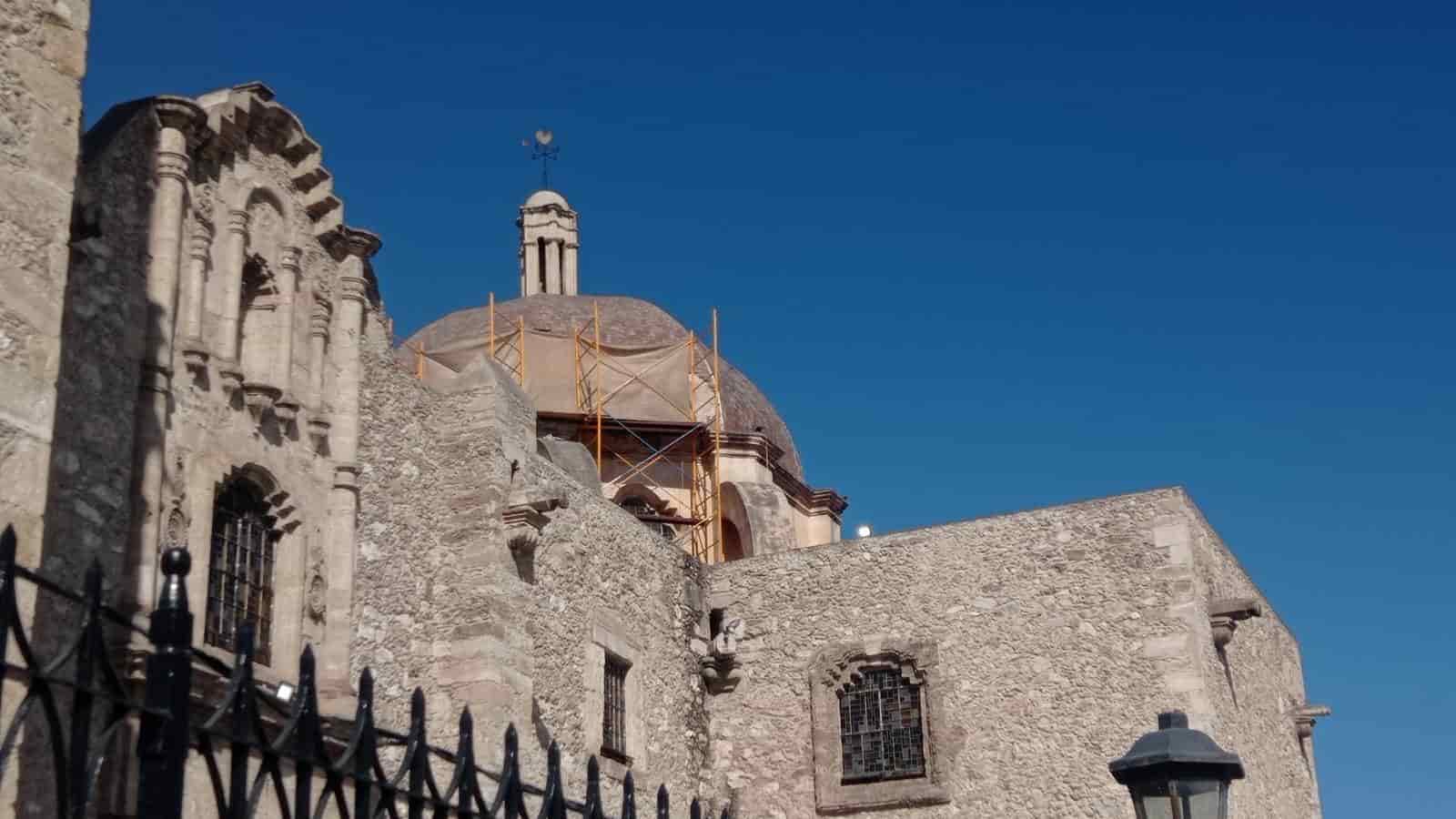 Rehabilitan cúpula de Santiago Apóstol