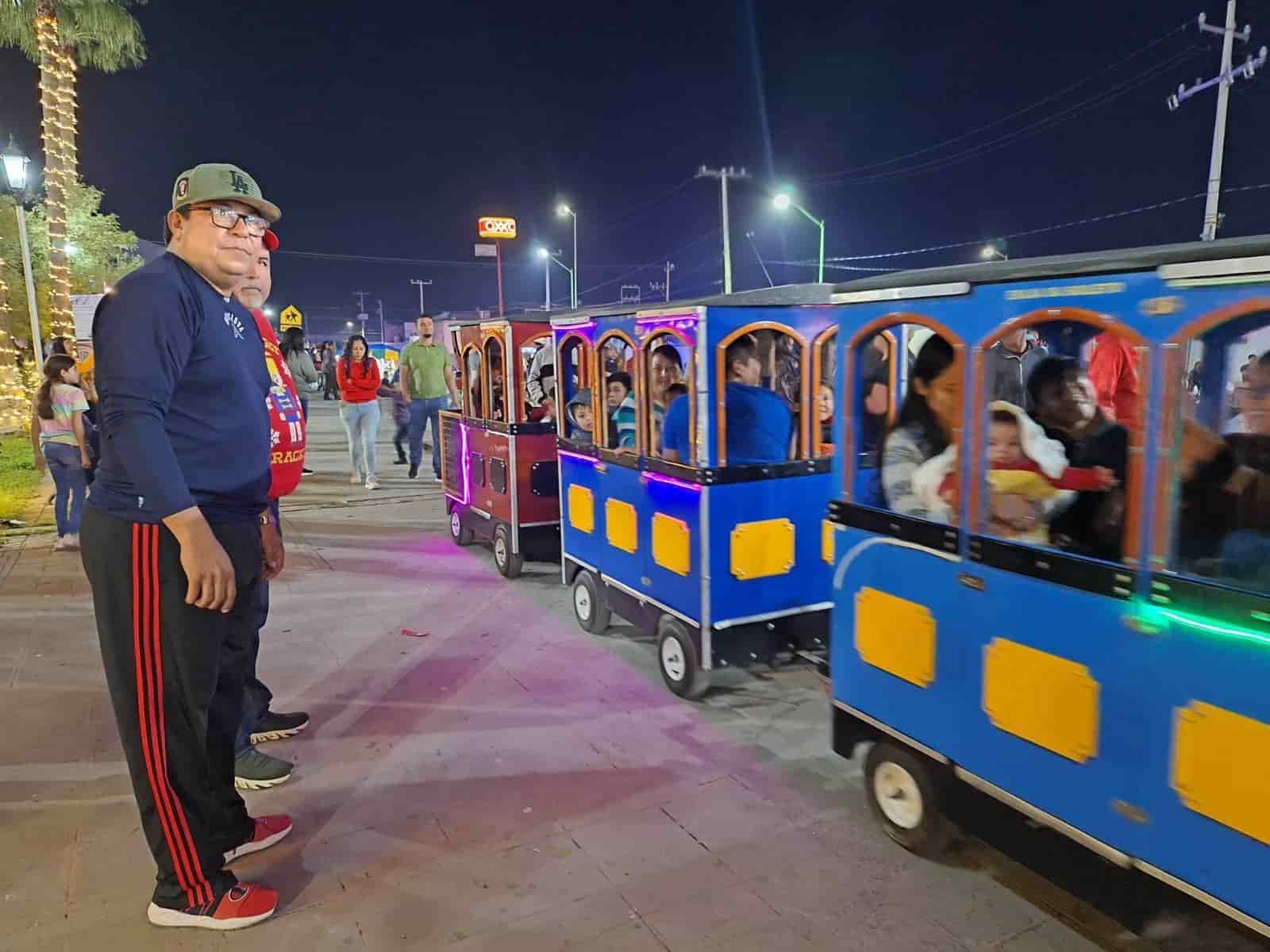 Llega navidad a Frontera