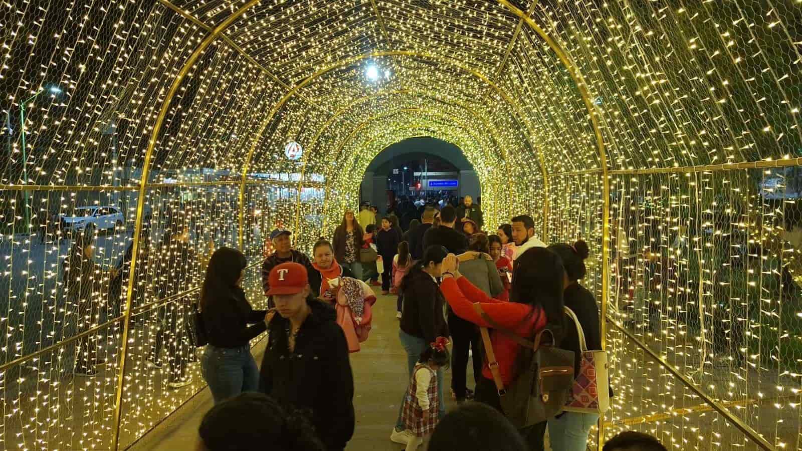 Llega navidad a Frontera