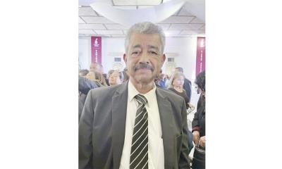 Siguen en bodega libros de texto