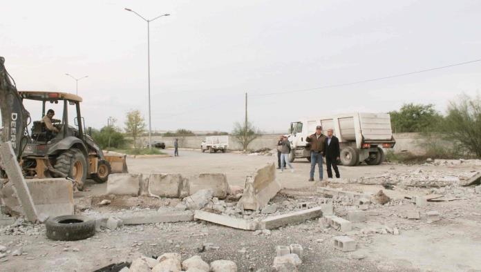 Rehabilitan paso del Blvd Lázaro Cárdenas; Supervisa Alcalde trabajos